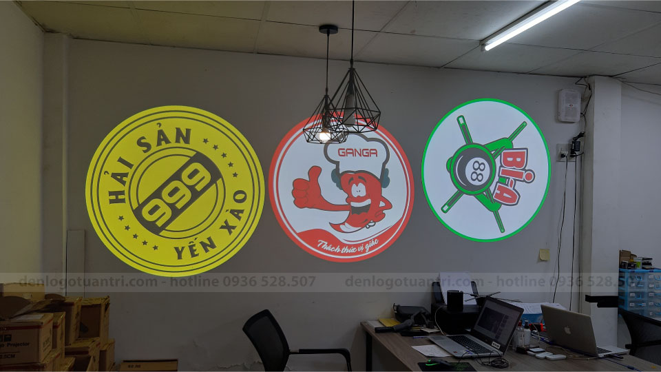 Đèn logo thươn hiệu Tuấn Trí